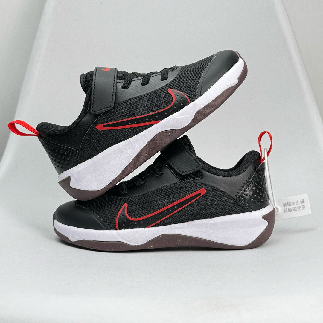 Nike ZOOM Moon Landing Children's Running Shoes" white"