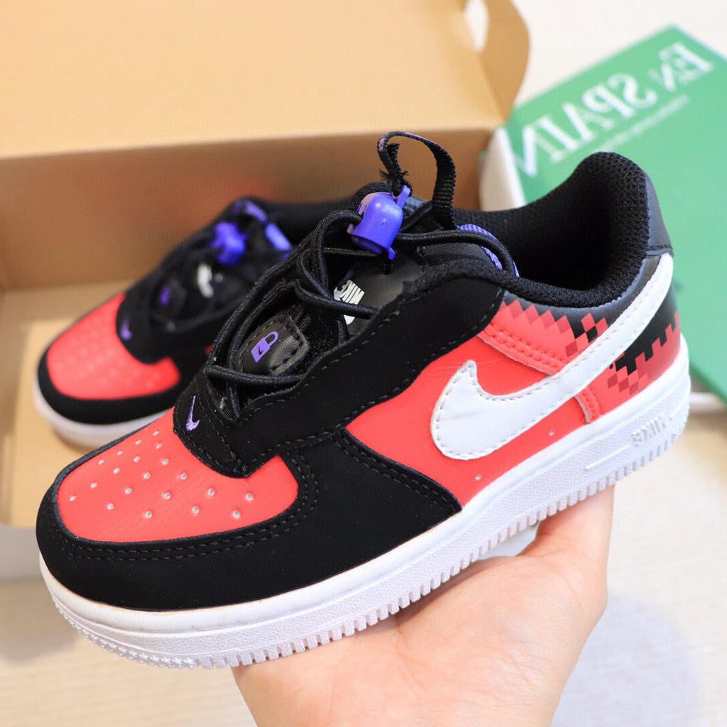 Air Force low-top lace-up sneakers" white, black, red"