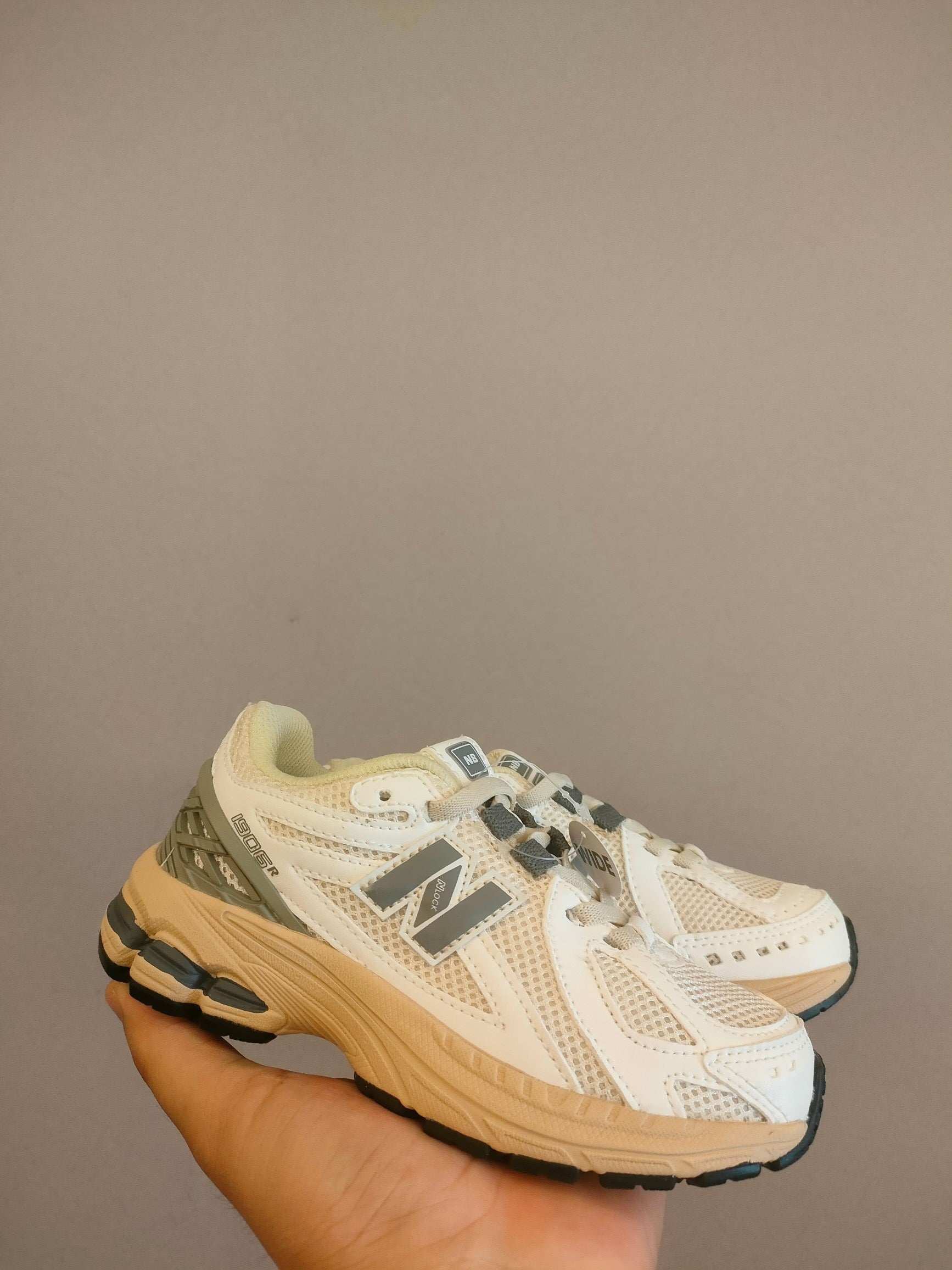 NB1906 parent-child sports shoes" cream, light green"