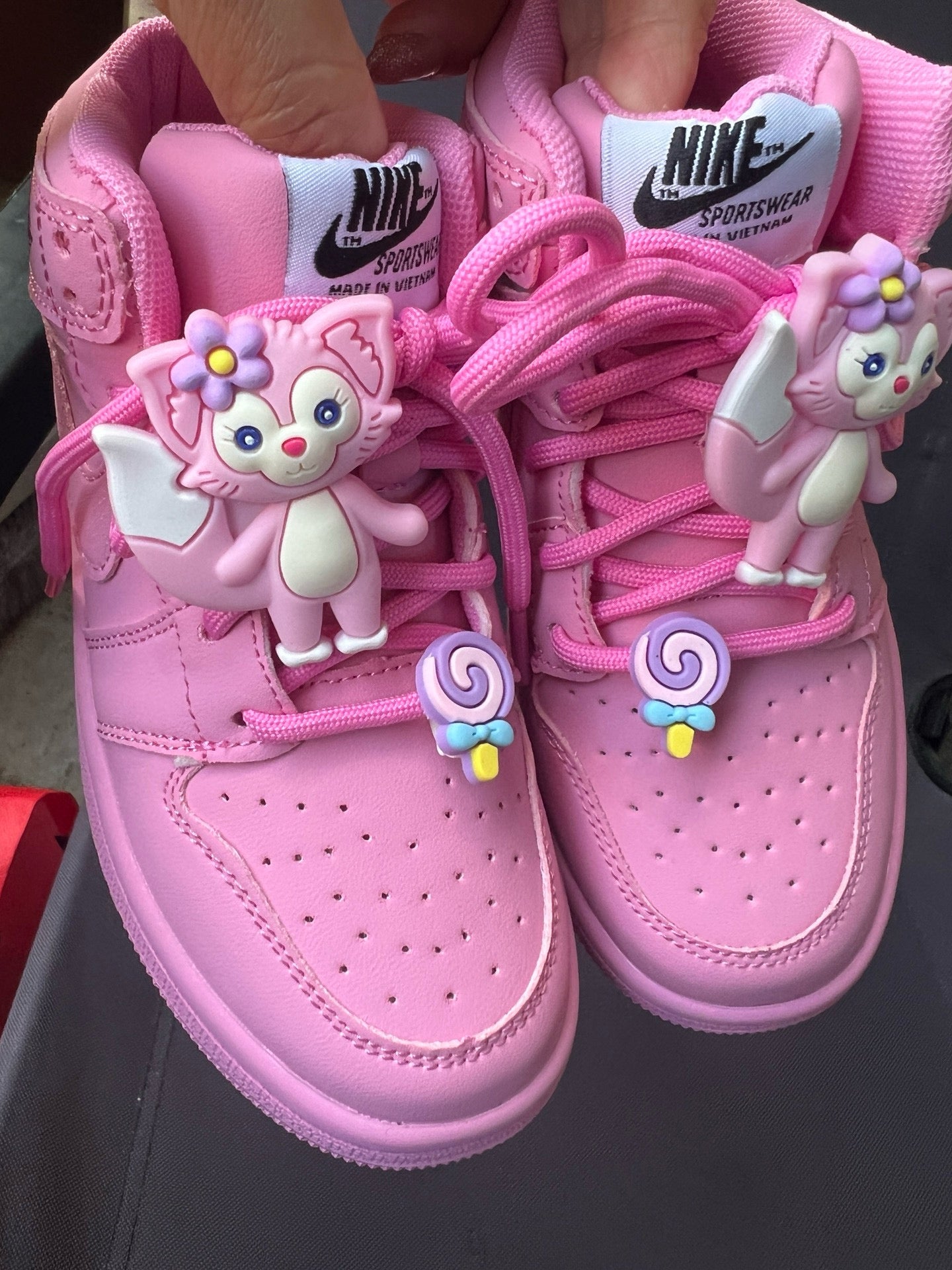 Joe One Cartoon Doll Accessories High Top Sneakers " pink"
