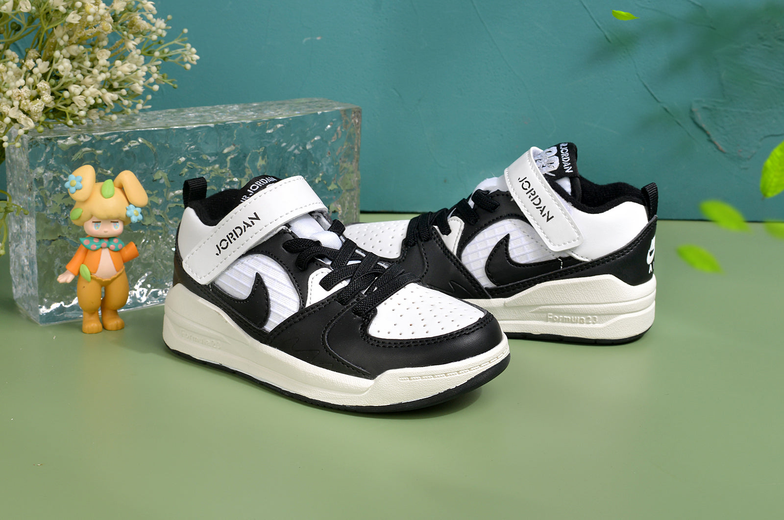 Nike Jordan 90 children's casual shoes" white, black"