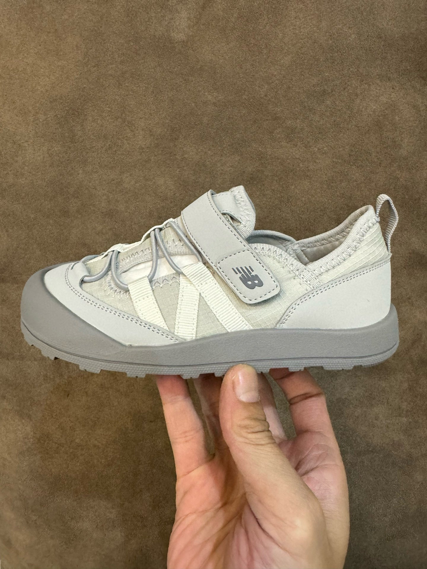 N3205 Velcro River Tracing Children's Sandals"  grey and off-white/light grey"