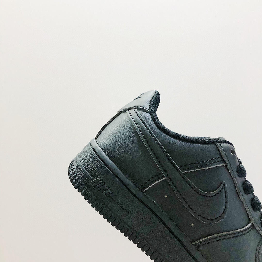 Air Force low-top lace-up sneakers" black"