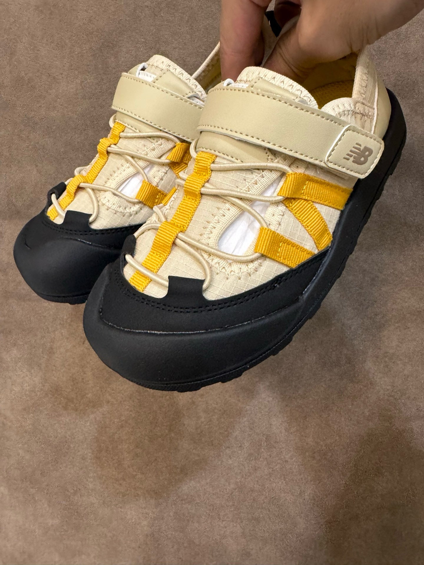N3205 Velcro River Tracing Children's Sandals"   black, light beige/cream, and yellow"