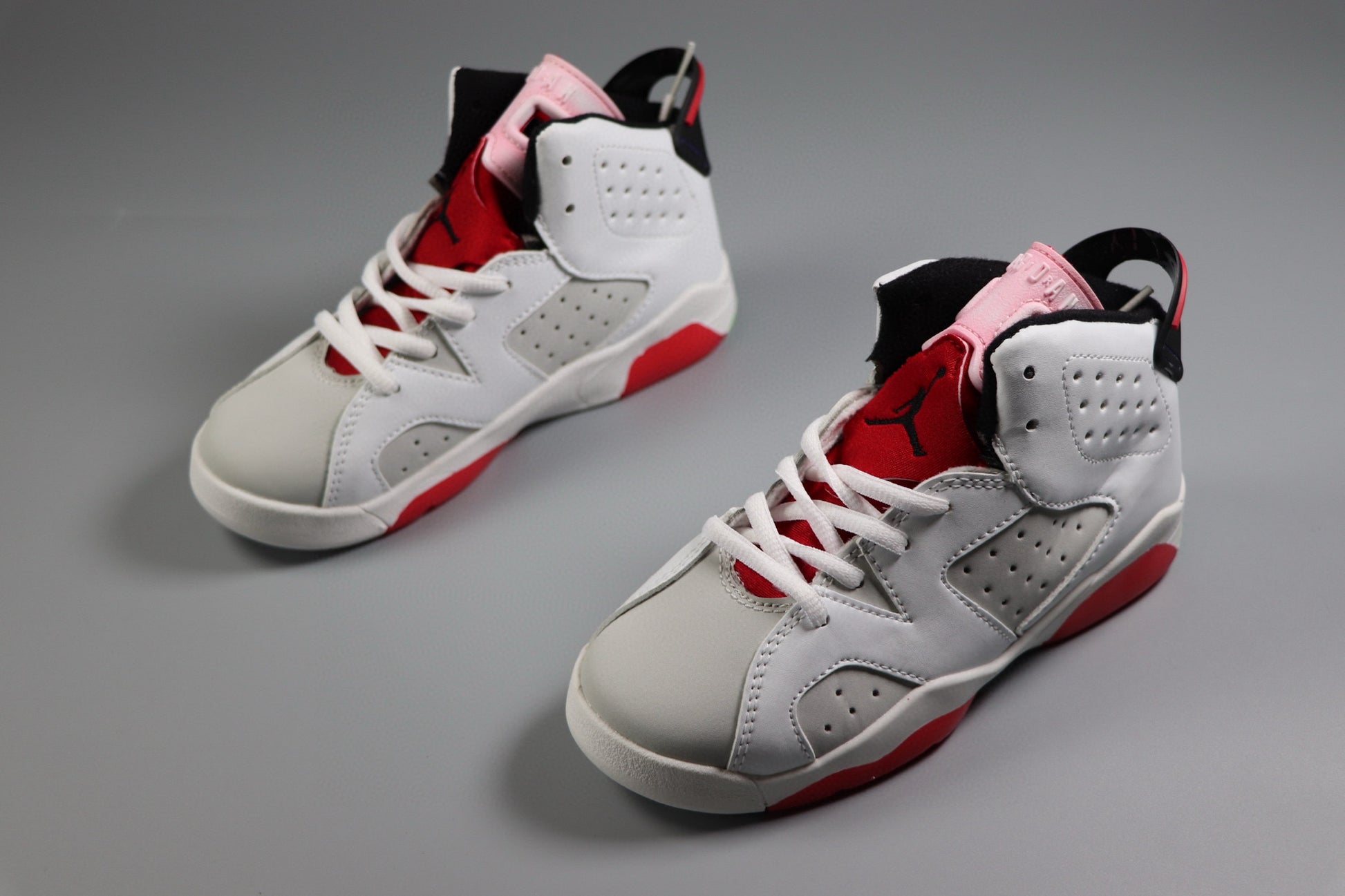 Joe 6 children's basketball shoes " white ,& red"