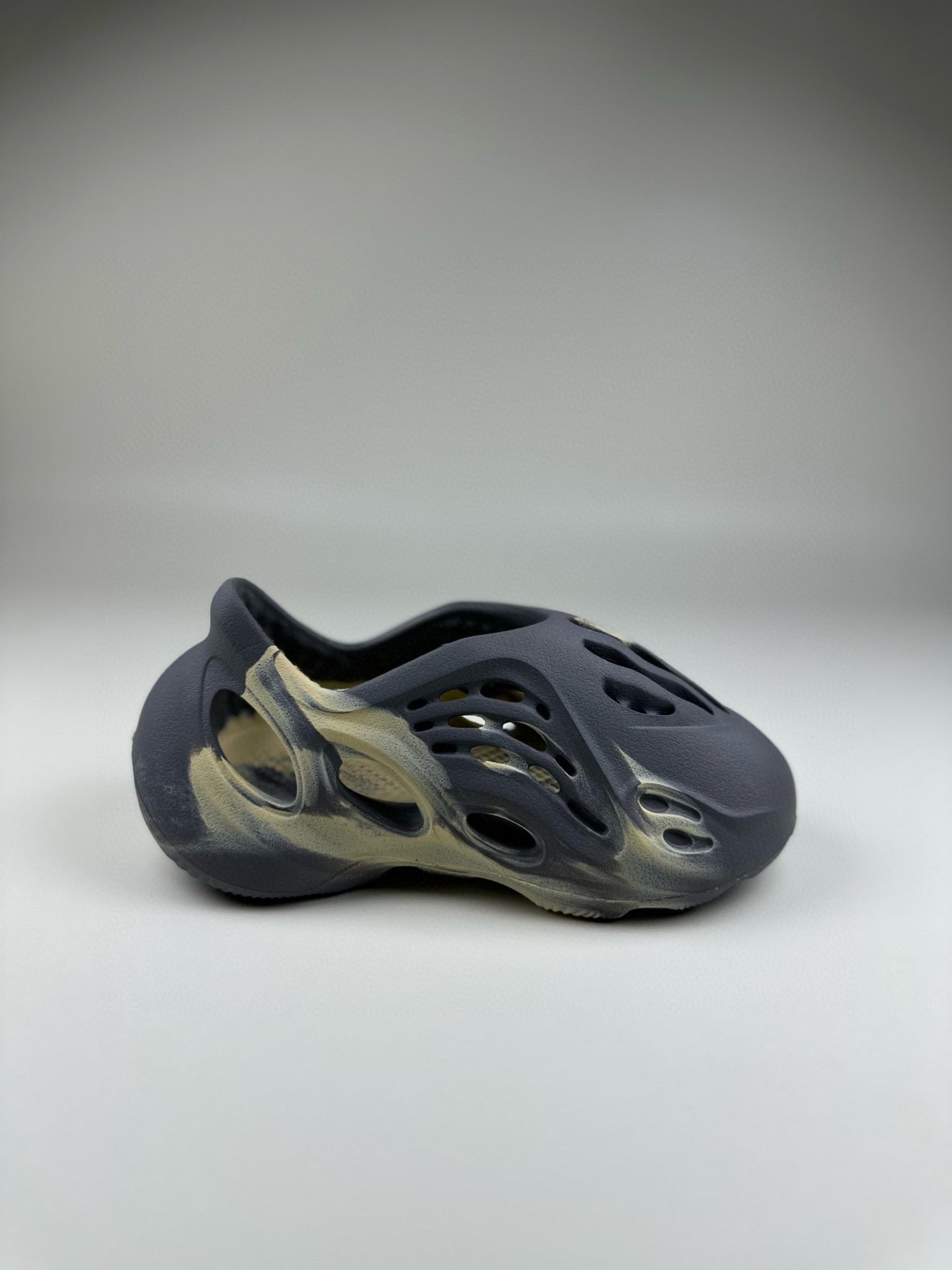 Coconut Crocs" light gray, cream"