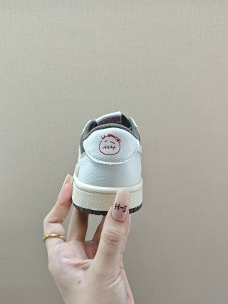 Qiao Yizhuan G version low-top children's lace-up sports shoes" white, dark olive green"