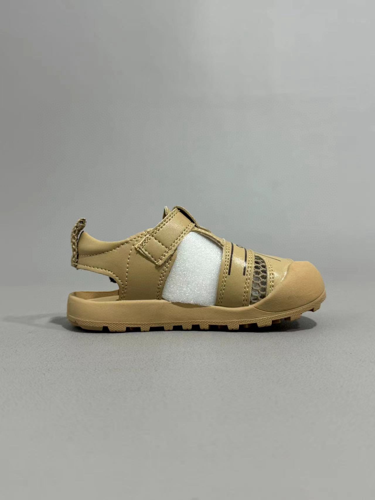 Adidas hollow Velcro sandals" light brown"