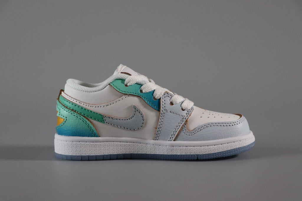 Jordan 1 Classic Kids Shoes" white, turquoise"