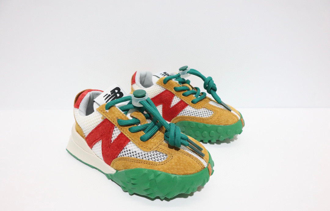 N official website synchronized parallel bars sandals " red, off white, dark green"