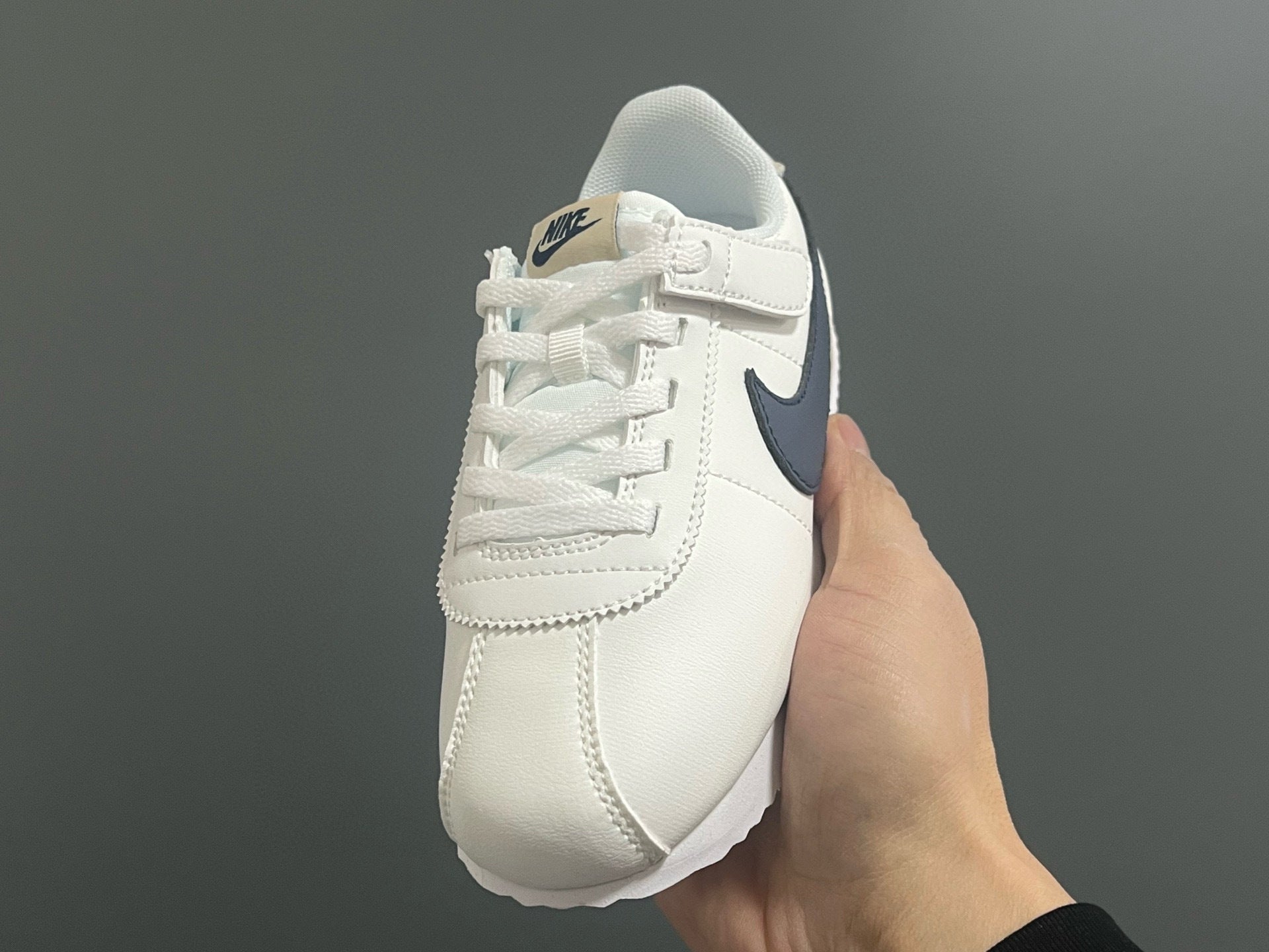 Nike Forrest Gump Classic Velcro Kids Shoes" white, Navy"