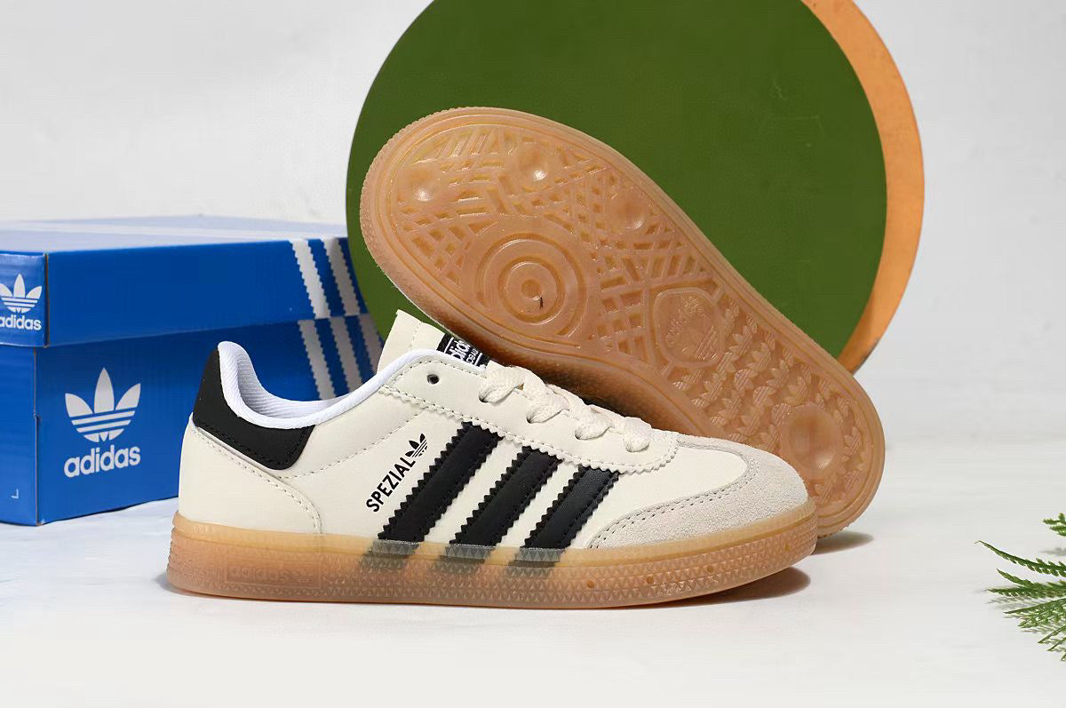 Adidas Dexter III children's shoes" cream"