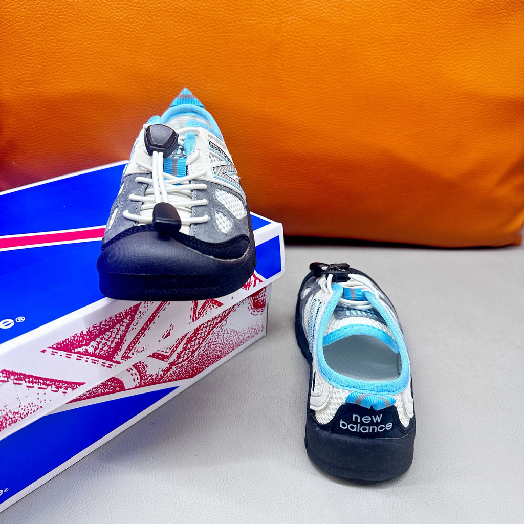 N530 MIUMIU Stream Sandals" white, blue, gray"