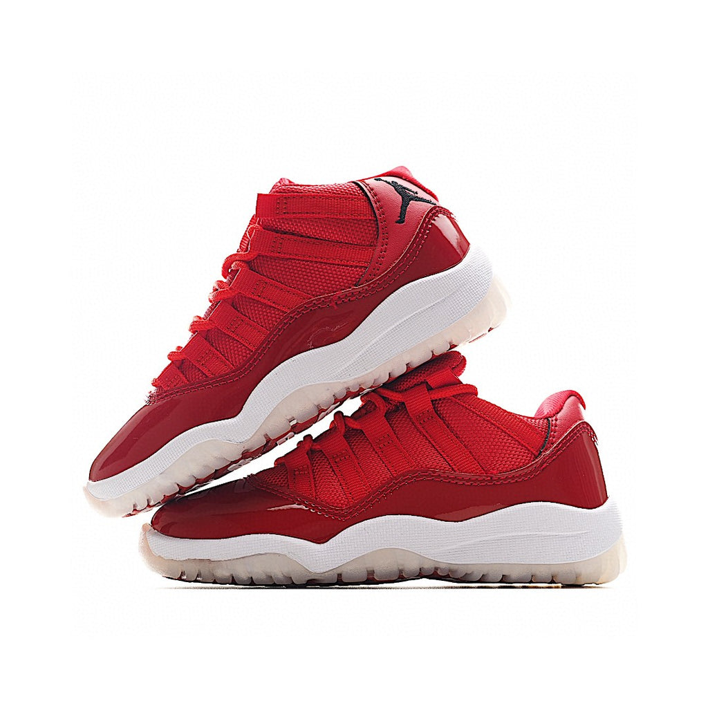 The classic AJ11 is back, mid-top" red"