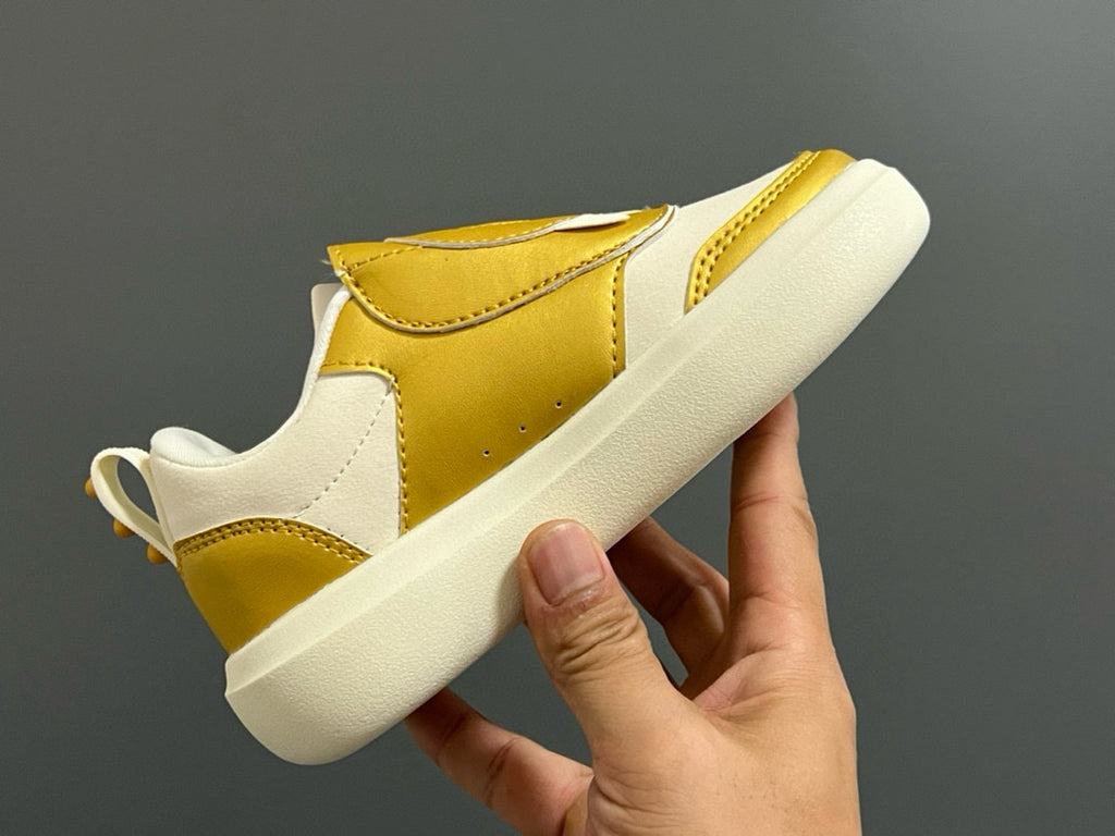 Adidas Little Dragon joint Velcro children's shoes"white, gold"