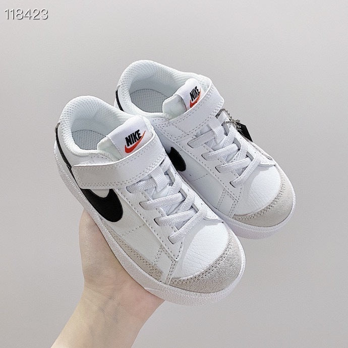 NK Trailblazer Graffiti Low-top" white, pink"