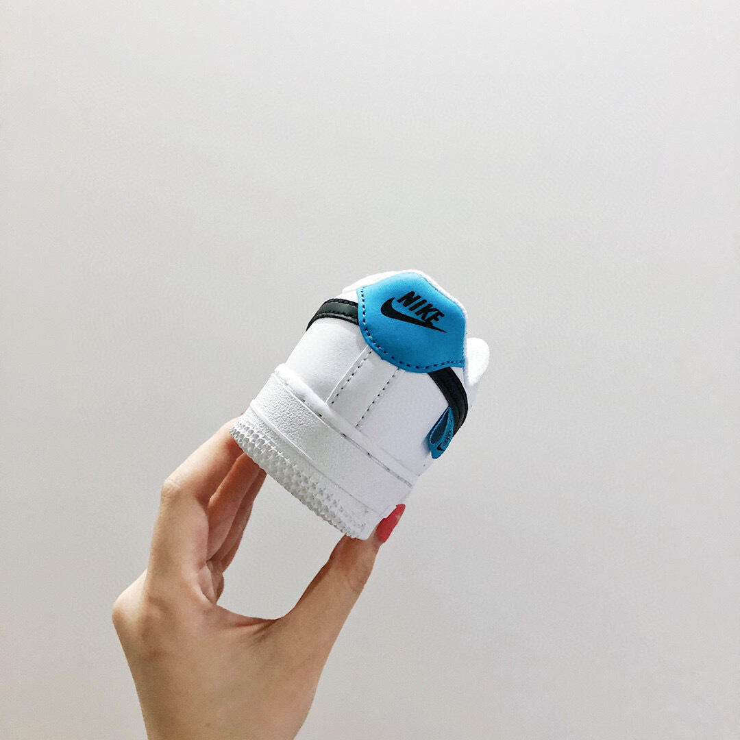 Air Force low-top lace-up sneakers" white"