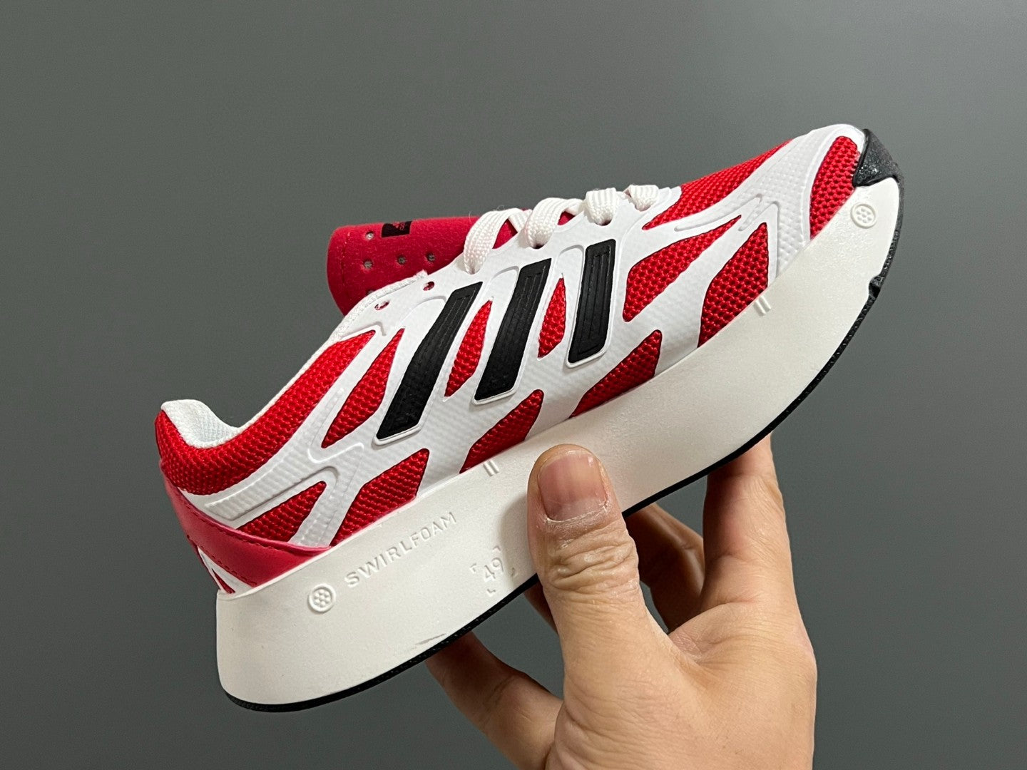 A's new children's shoelace buckle swing sports shoes" white, red"