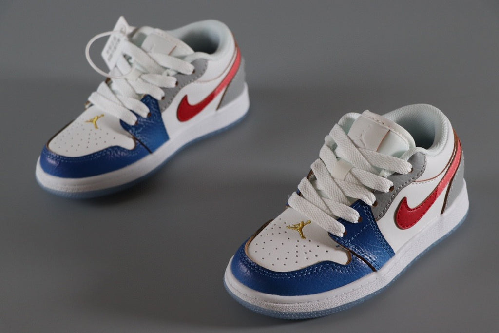 Jordan 1 Classic Kids Shoes" white, blue, gray"