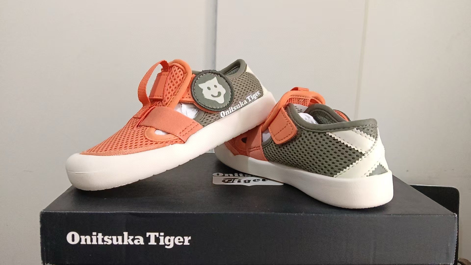 YSS Onitsuka mesh bread head sandals" orange, gray"