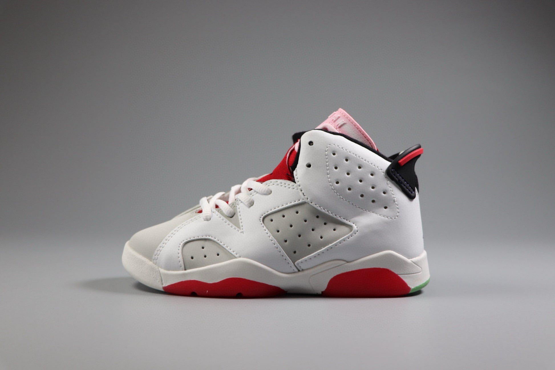 Joe 6 children's basketball shoes " white ,& red"