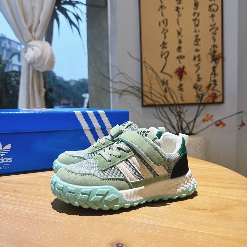 adidas mesh casual hiking shoes" Green"