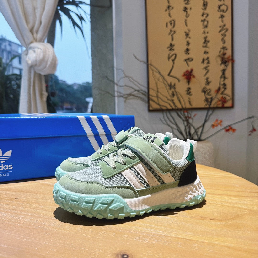 adidas mesh casual hiking shoes" Green"