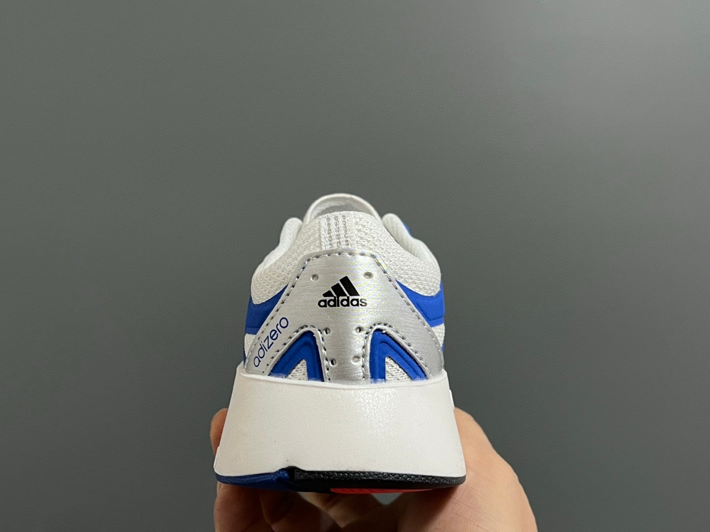 A's new children's shoelace buckle swing sports shoes" white, blue"