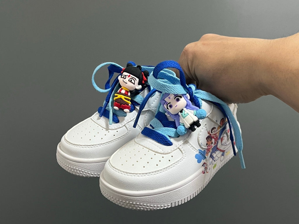 Empty one size pair of shoelaces Velcro cartoon