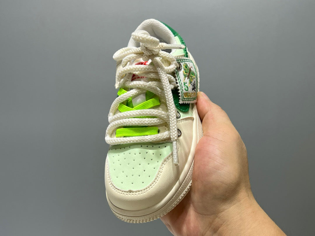 Nike low-top embroidered children's sneakers" off white, lime green'