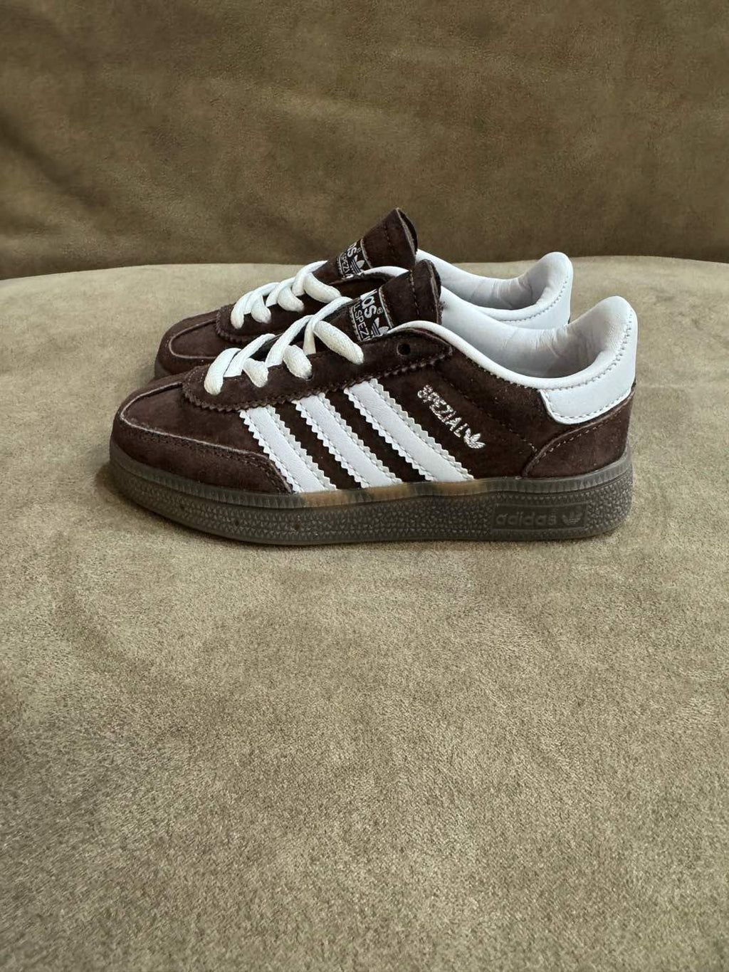 Adidas training 3 generation pig leather children's shoes" brown"