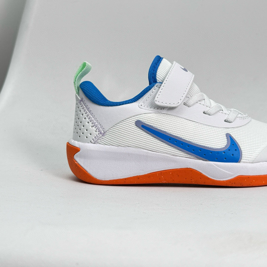Nike ZOOM Moon Landing Children's Running Shoes" white"
