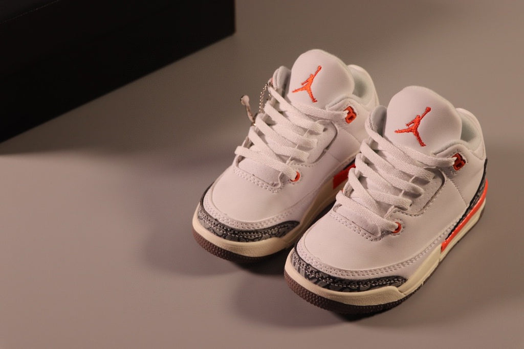 Jordan AJ3 children's shoes" white, red"