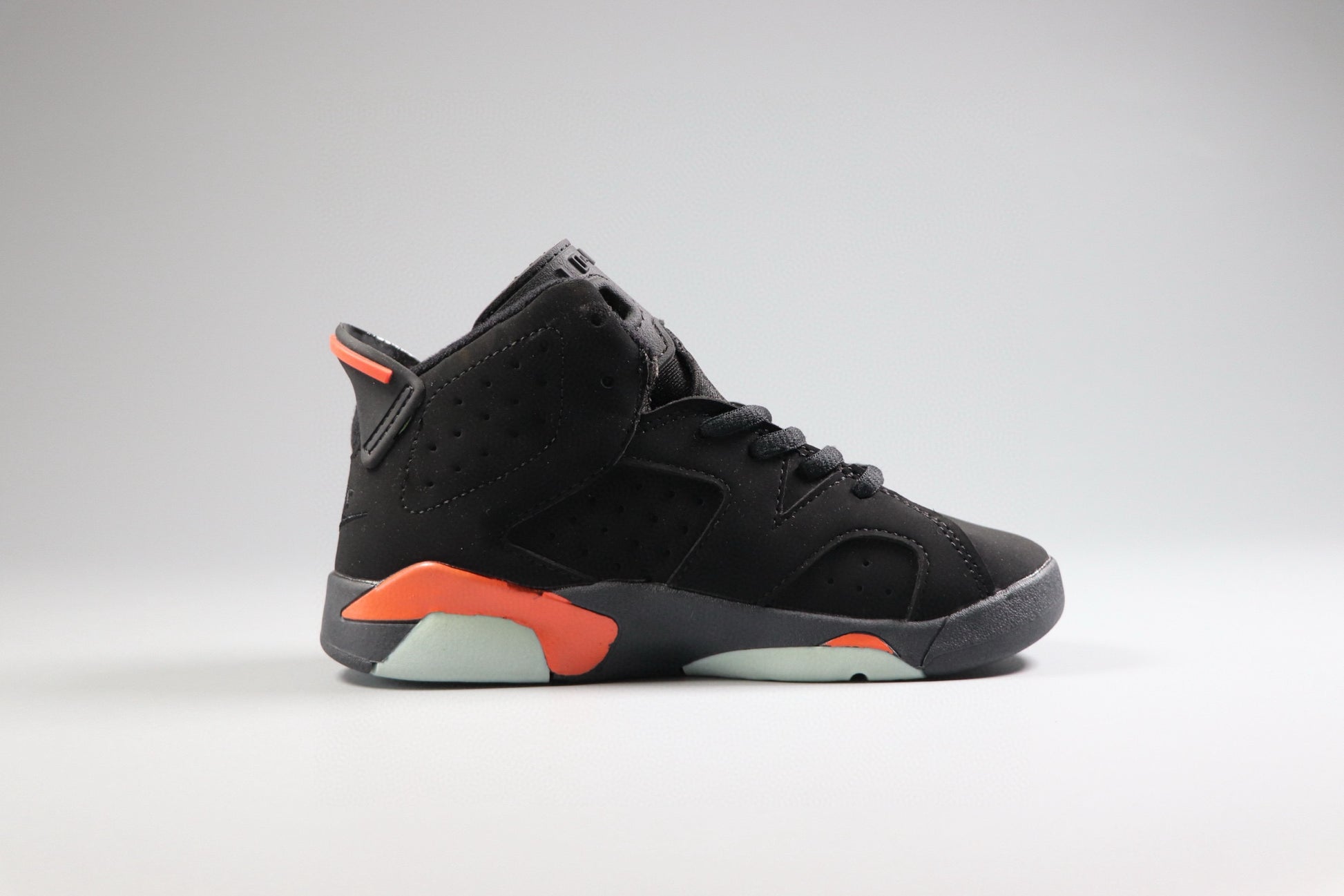 Joe 6 children's basketball shoes " black, & orange"