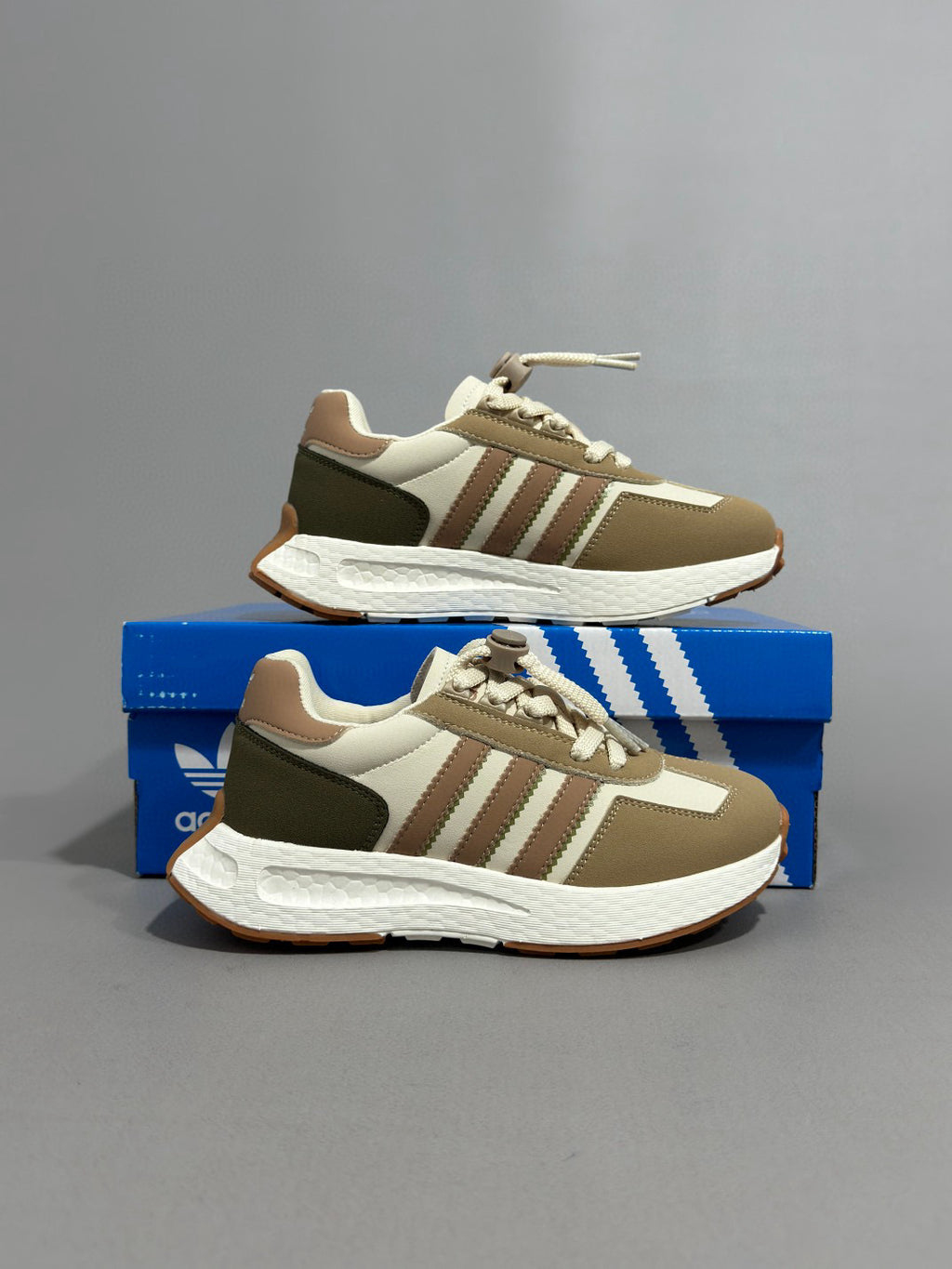 Adidas Popcorn Running Shoes" cream, beige"