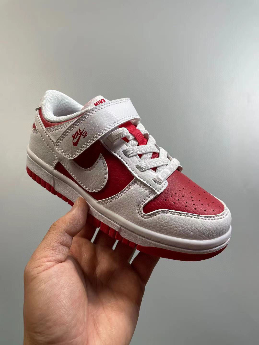 Nike SB single buckle sneakers" white, red"