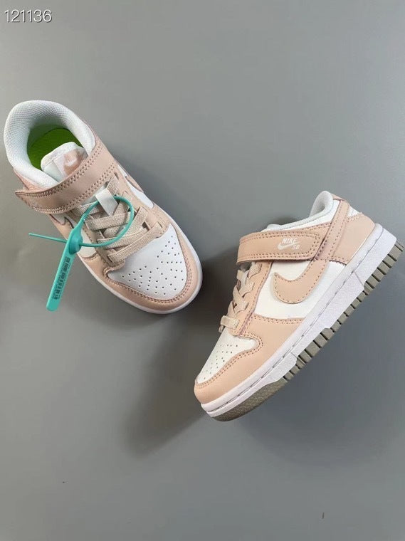Nike SB single buckle sneakers" white, light pink"