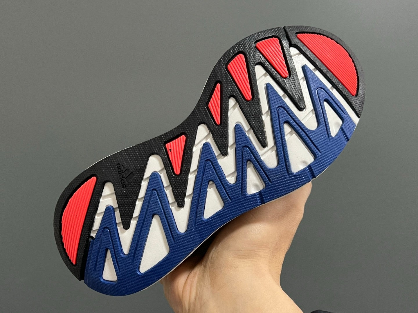 A's new children's shoelace buckle swing sports shoes" white, blue"