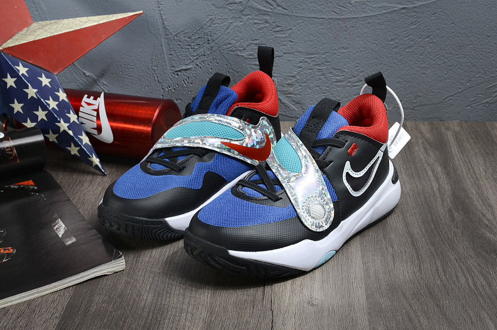 Nike's new UFO slip-on shoes for children" black"