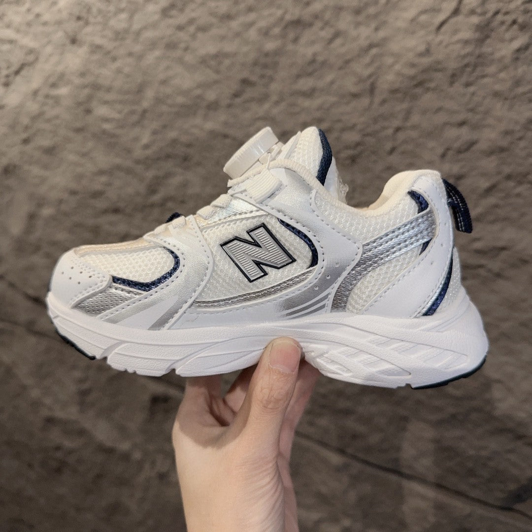 NB530 rotating button children's"white"