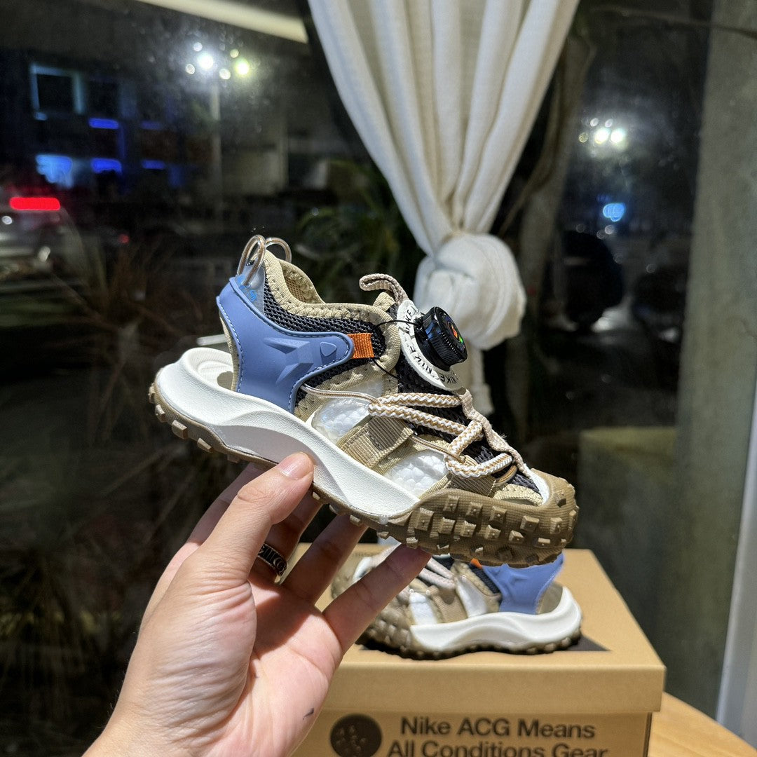 Popular NK hiking shoes and sandals" darker brown, Cream"