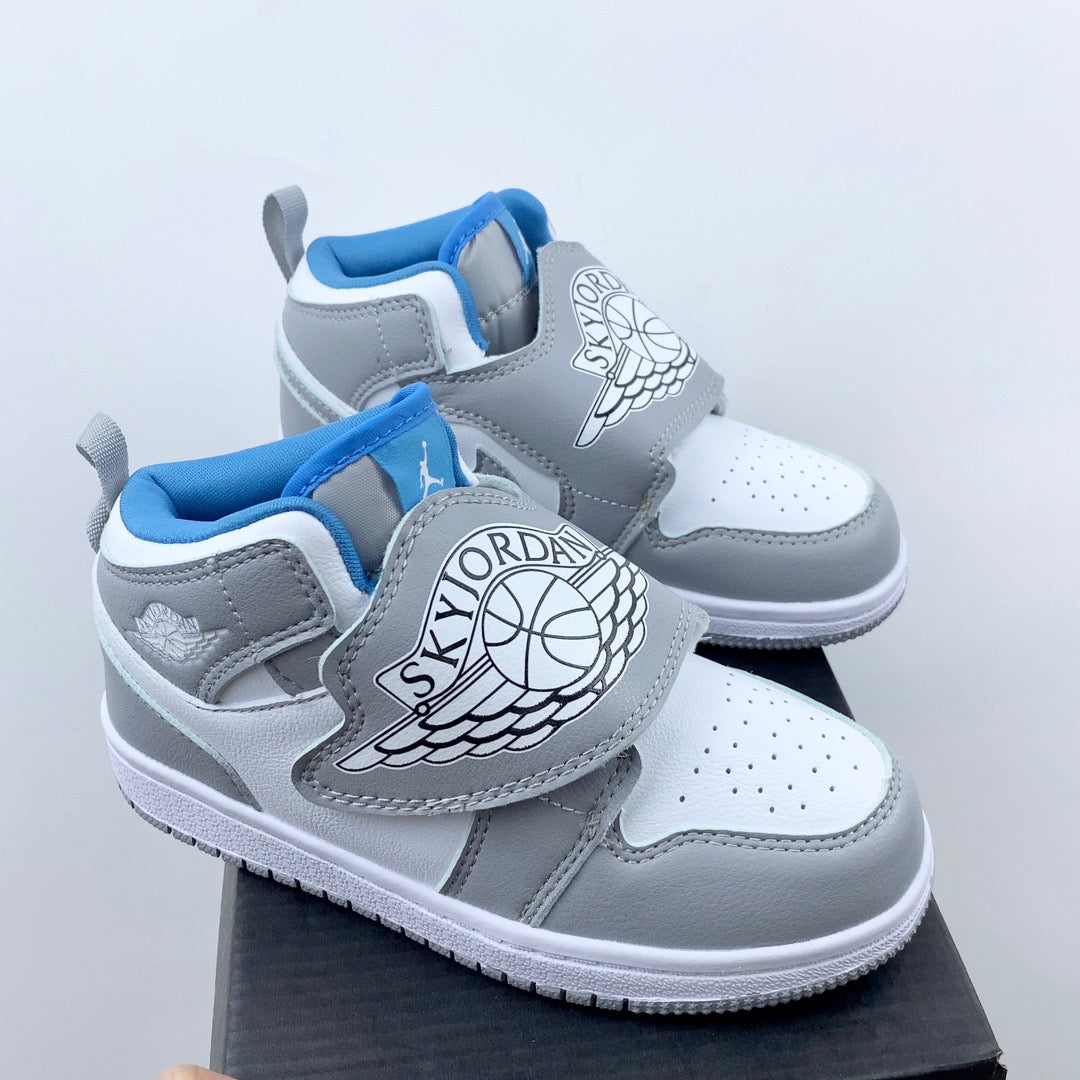 AJ Joe One-Wing Velcro Children's Shoes" white, grey"