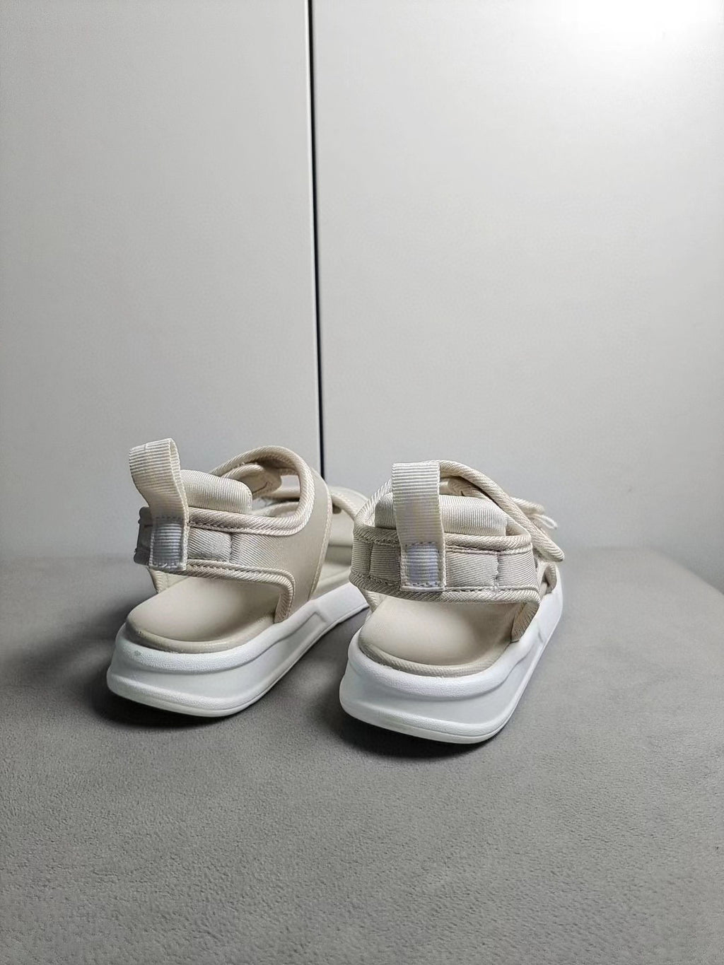NB double velcro sandals"light beige"