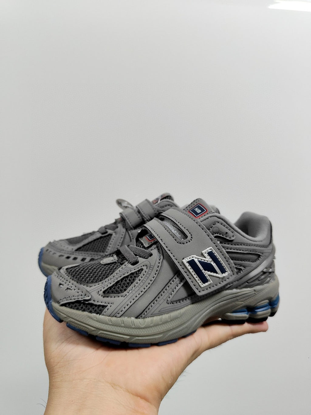 NB 1906 Velcro Kids Running Shoes" gray"