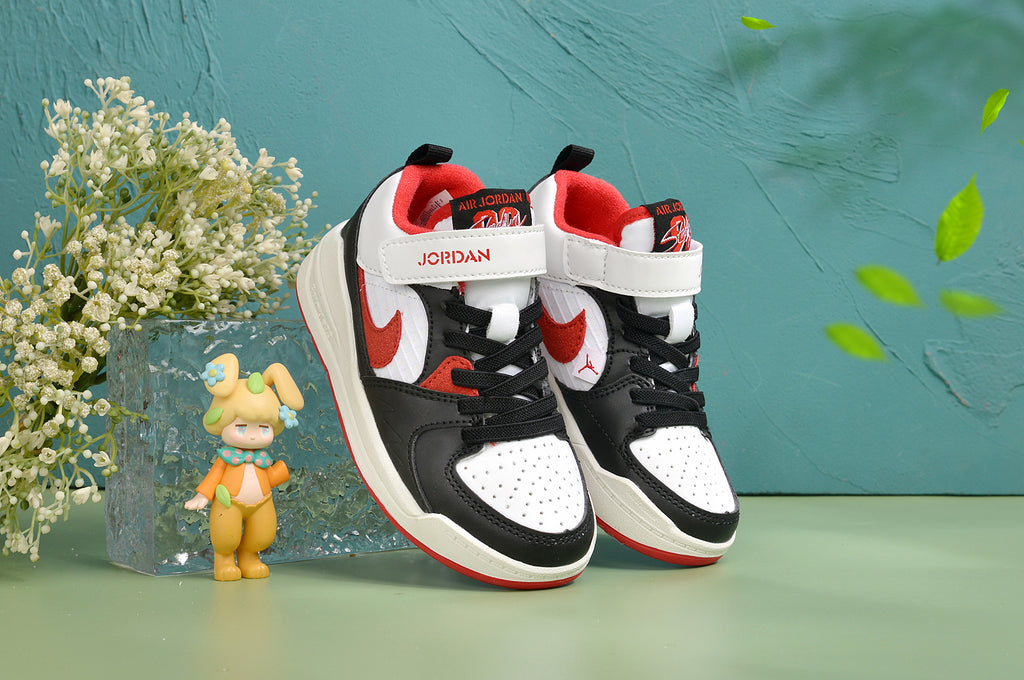 Nike Jordan 90 children's casual shoes" white, black, red"