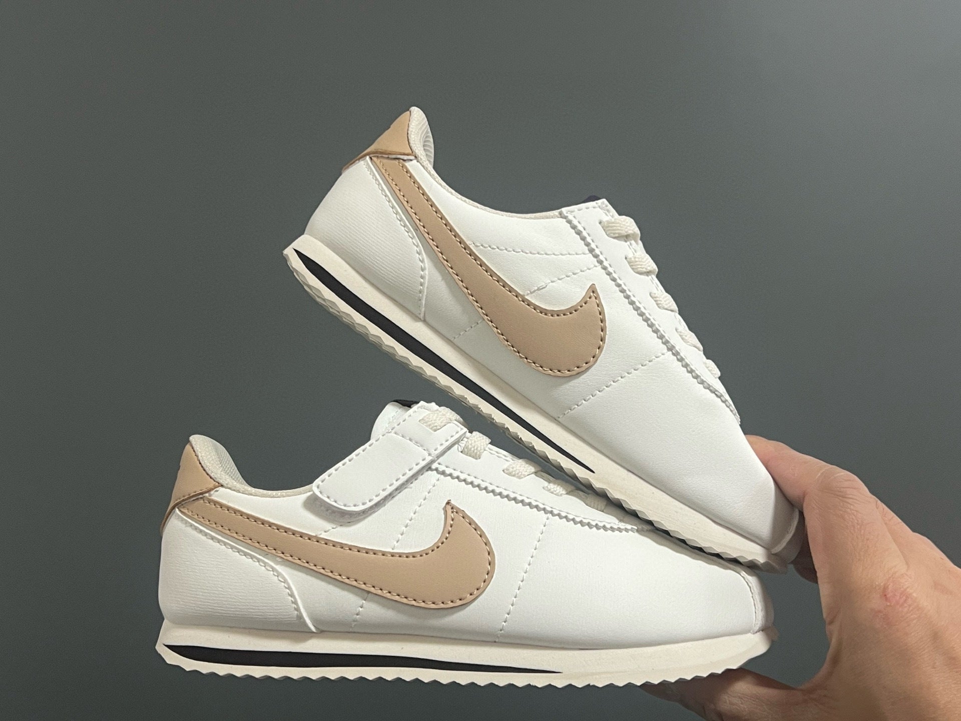 Nike Forrest Gump Classic Velcro Kids Shoes" white, beige"