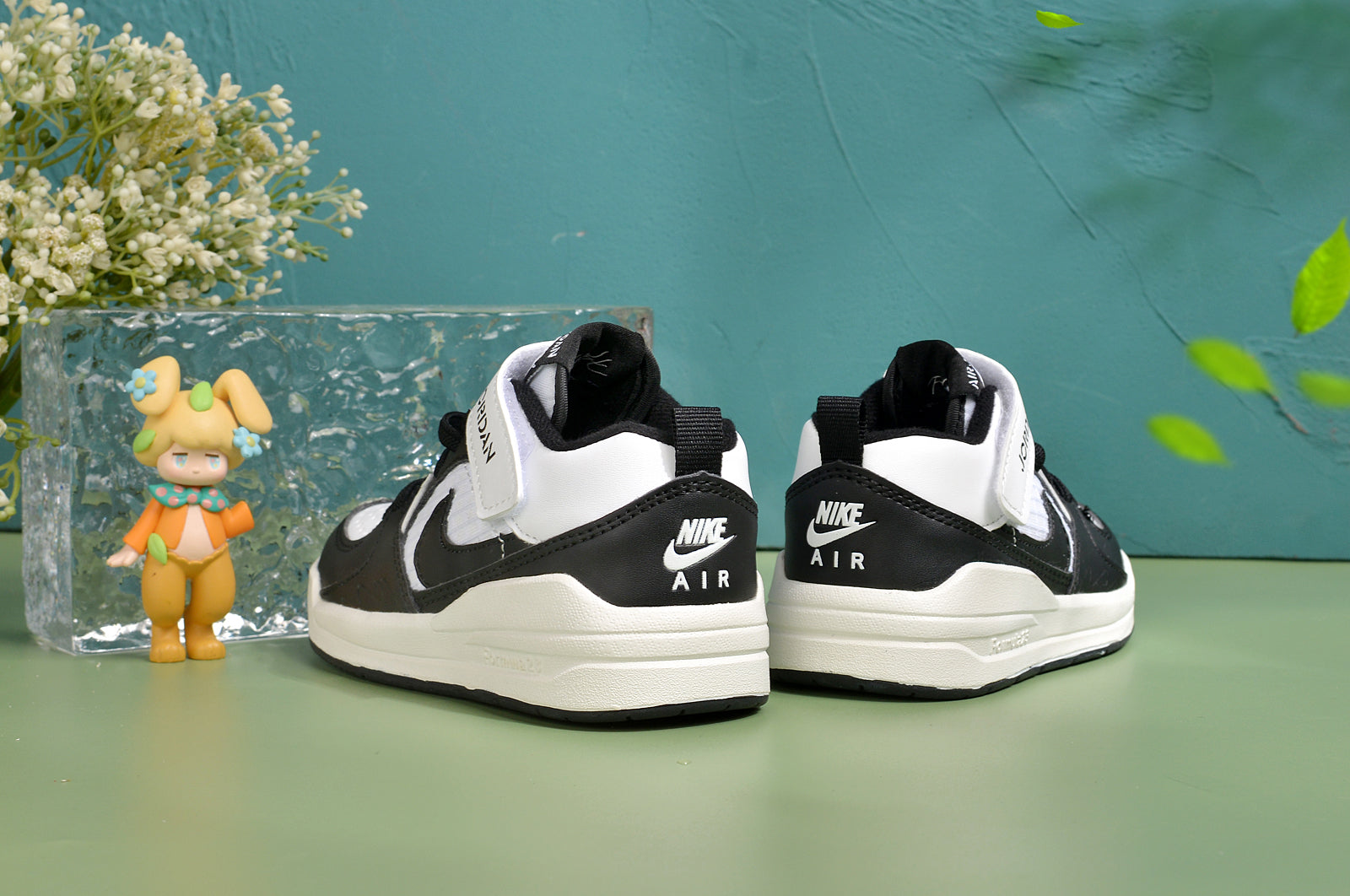 Nike Jordan 90 children's casual shoes" white, black"