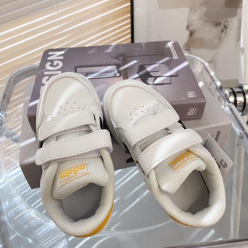 Adidas co-branded Velcro children's shoes" white, black"