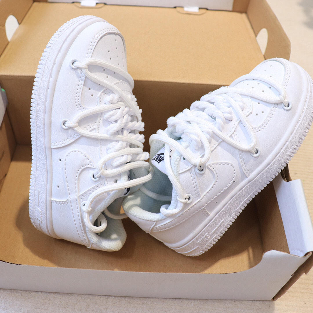 Air Force low-top lace-up sneakers" white"