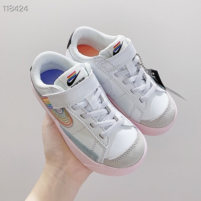 NK Trailblazer Graffiti Low-top" white, pink"